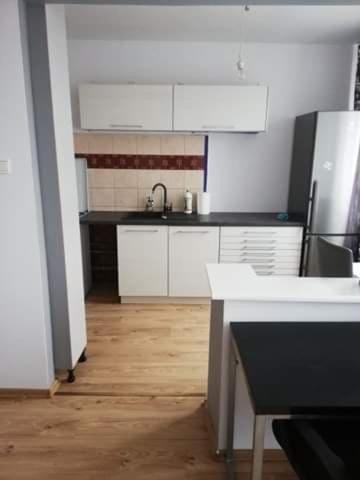 Kawalerka Z Balkonem 27 Apartman Częstochowa Kültér fotó